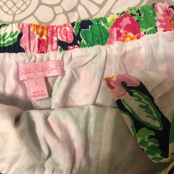 Lilly Pulitzer L blue floral skirt - Picture 2 of 2